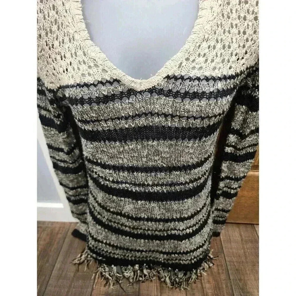 Maurices Small Tan Black Open Knit Hooded Long Sleeve Pullover Sweater - Picture 2 of 6